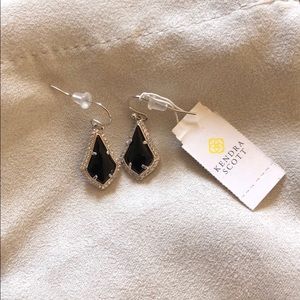 KENDRA SCOTT EARRINGS